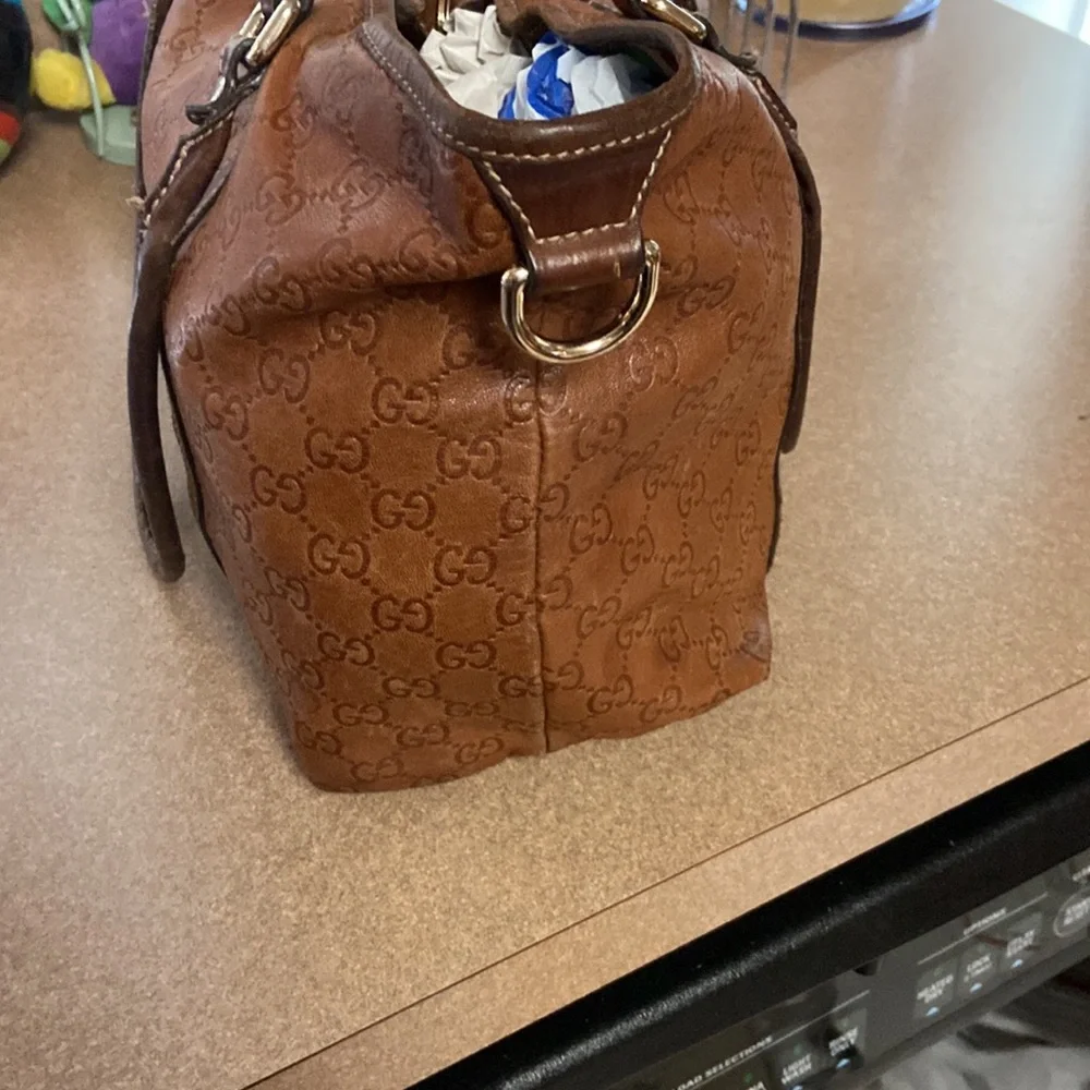 Gucci Guccissima Leather Tote - Picture 7 of 16